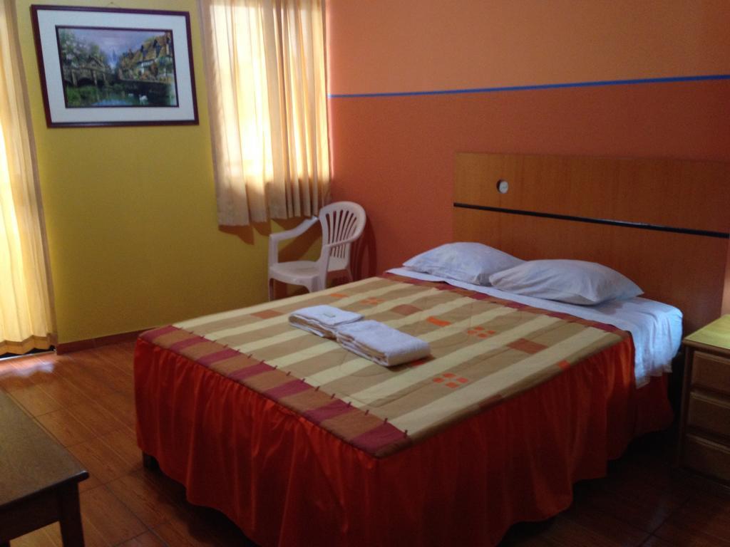 Hotel Sol De Huanchaco Quarto foto